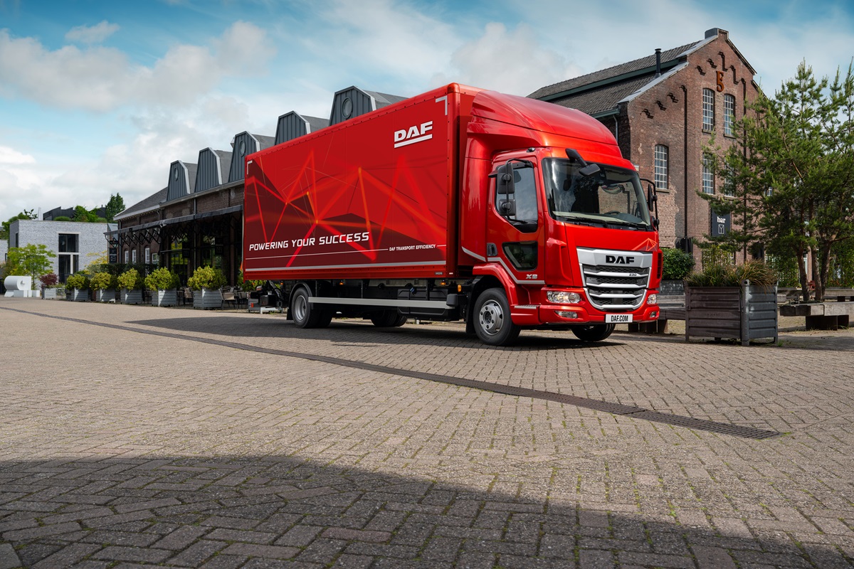 DAF-Trucks-introduces-XB-with-ex-factory bodies-01